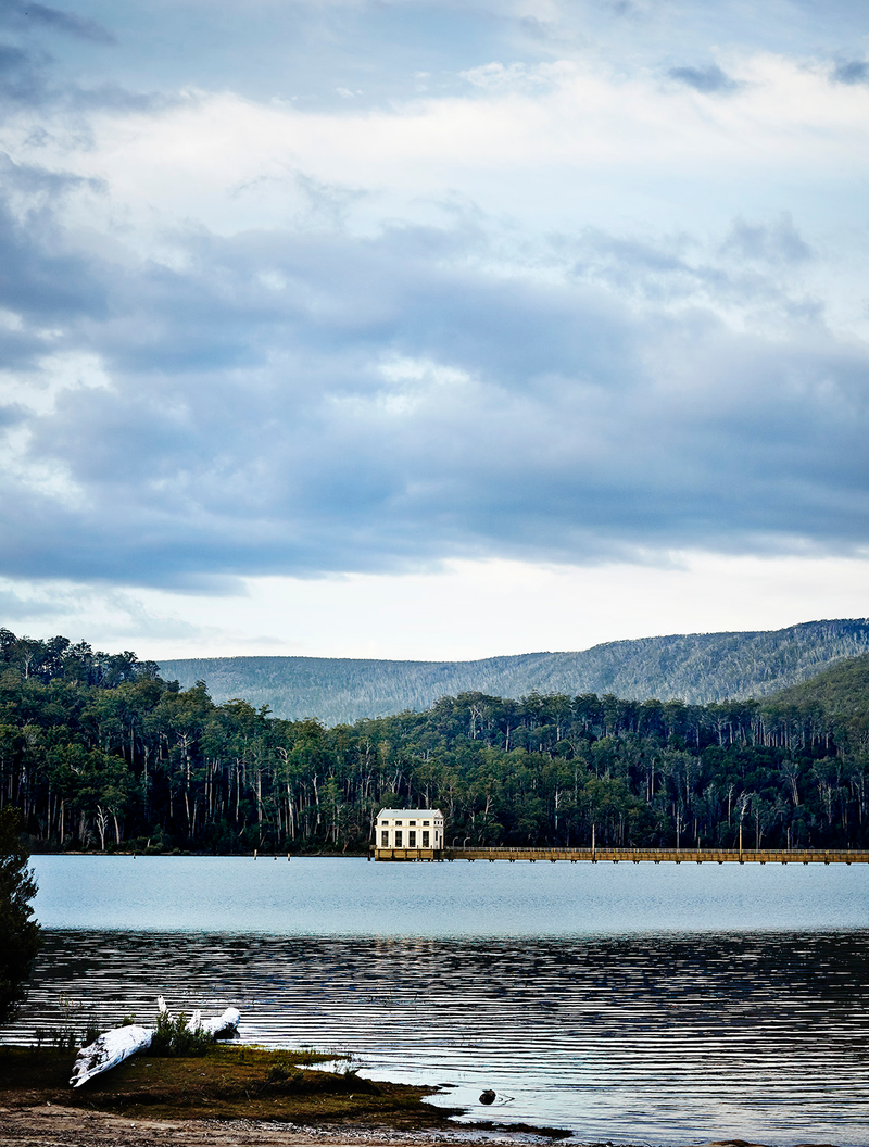 Illustration for article titled You Can Sleep In the Old Hydroelectric Plant In the Middle of This Lake